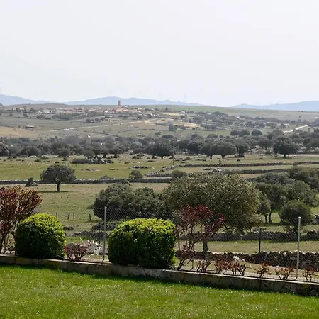 Casa Entre Piedras Y Estrellas