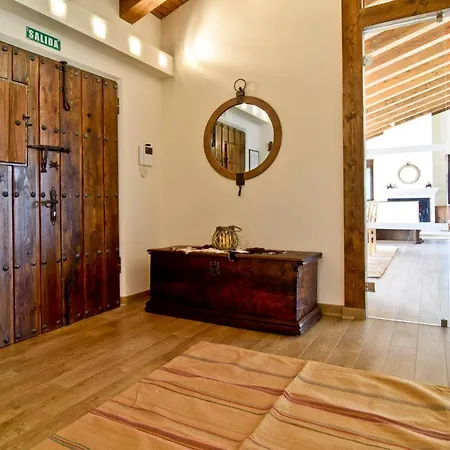 Casa Entre Piedras Y Estrellas *